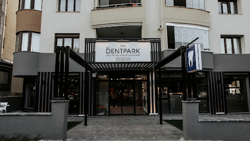 AD Dentpark Ağız ve Diş Sağlığı Polikliniği