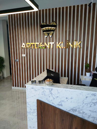 ARTDENT KLİNİK AĞIZ VE DİŞ SAĞLIĞI POLİKLİNİĞİ