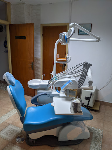 Aytaç Sağlık Hizmetleri Diş Kliniği - Diş Hekimi Sacide Yörük ve Engin Yörük