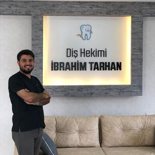 Diş hekimi İbrahim Tarhan