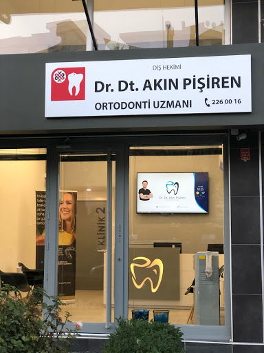 Dr. Dt. Akın Pişiren - Eskişehir Ortodonti Uzmanı