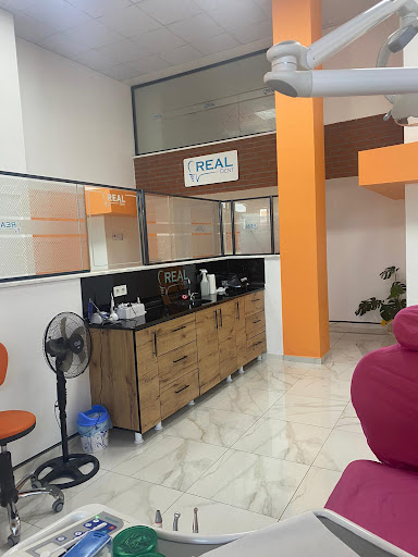 Özel Real Dent Diş Kliniği