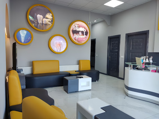 relax mouth and dental health clinic