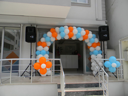 Sarah Karaman Kocaeli Pediatric Dentist Clinic