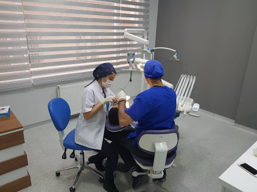 Swissdent diş hekimi .dentist braces .implant .orthodontist .digtorka ilkaha . طبيب اسنان في انقرة. د علاء شعيبات تجميل اسنان . زرع اسنان وتقويم